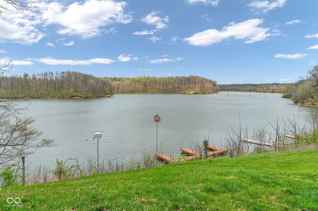 4016 Van Bibber Lake Estate, Greencastle, IN 46135