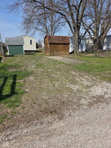 4016 Van Bibber Lake Estate, Greencastle, IN 46135