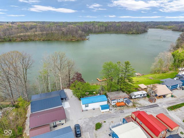 4016 Van Bibber Lake Estate, Greencastle, IN 46135