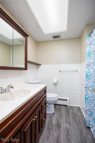 5220 Center Road, Brunswick Hills, OH 44212