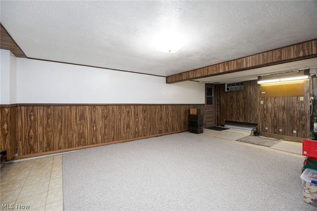 5220 Center Road, Brunswick Hills, OH 44212