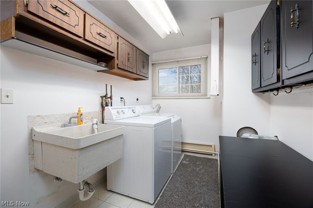 5220 Center Road, Brunswick Hills, OH 44212