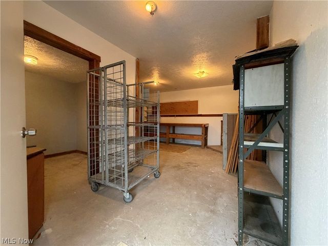 5220 Center Road, Brunswick Hills, OH 44212