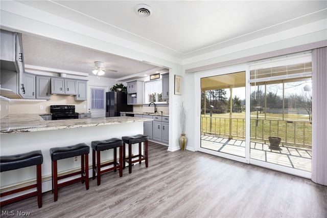 5220 Center Road, Brunswick Hills, OH 44212