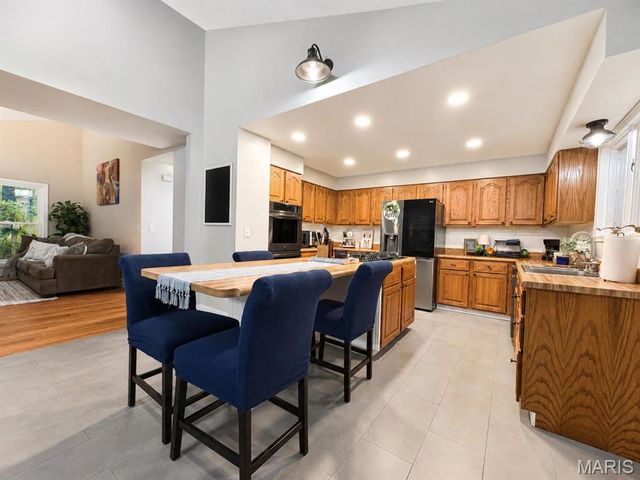 11 Brushy Hill Court, O'fallon, MO 63366