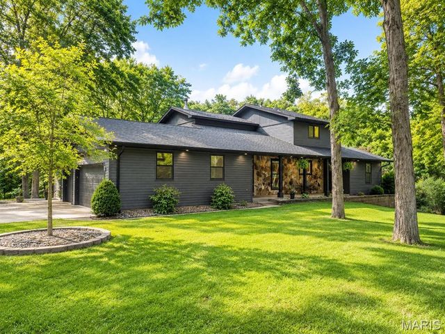 11 Brushy Hill Court, O'fallon, MO 63366