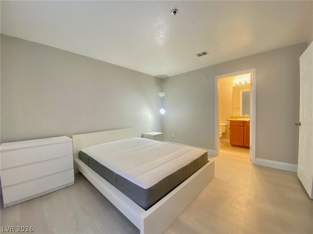 4200 South Valley View Boulevard 2100, Las Vegas, NV 89103