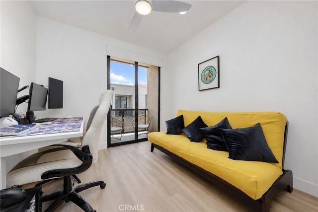 551 W Maple Ave, Orange, CA 92868