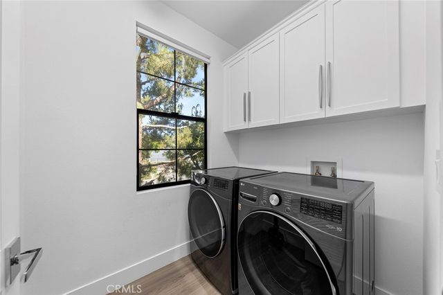 551 W Maple Ave, Orange, CA 92868