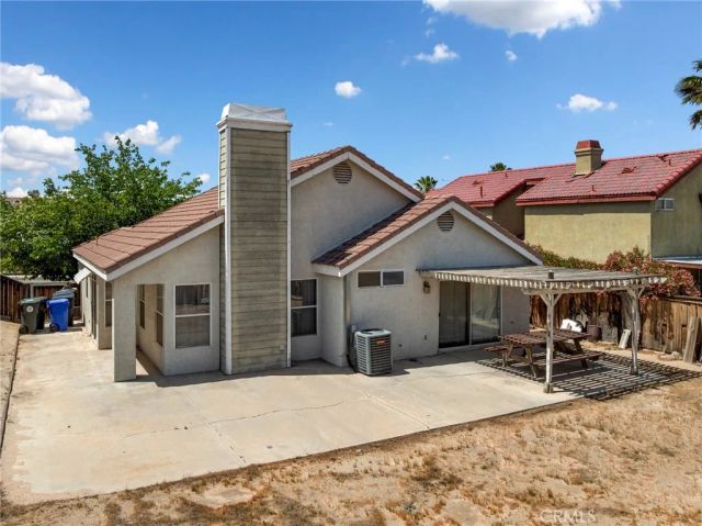 16383 Salinas, Victorville, CA 92394
