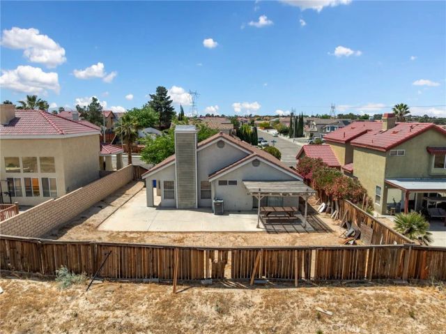 16383 Salinas, Victorville, CA 92394