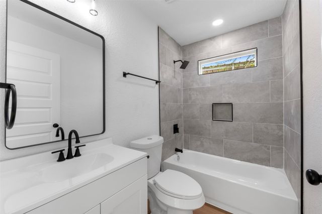 1406 Taylor Avenue, Pasadena, TX 77506