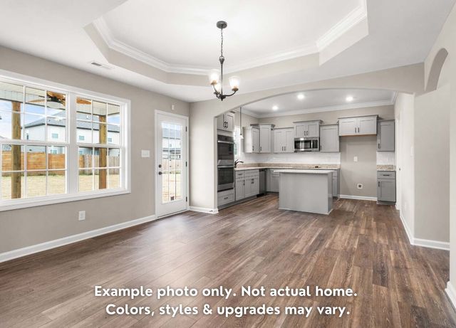 113 Sweet Clover Ct, Clarksville, TN 37040