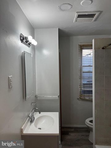 6729 ELMWOOD AVE, Philadelphia, PA 19142