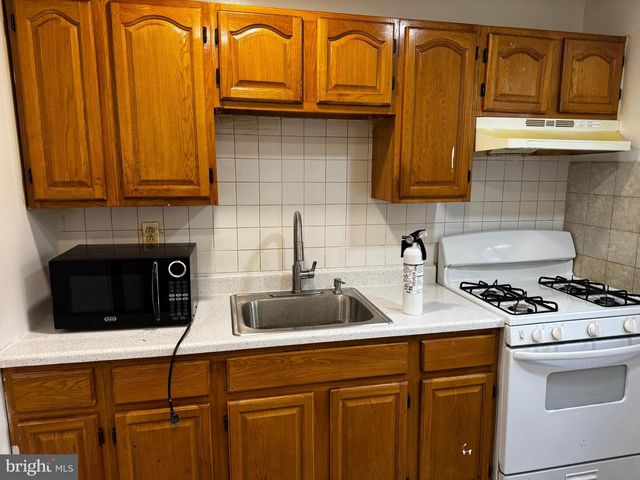 6729 ELMWOOD AVE, Philadelphia, PA 19142