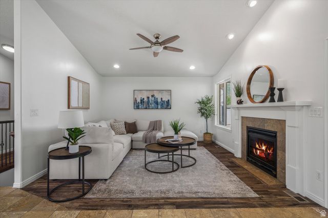 7830 S CEDAR LOOP DR, South Weber, UT 84405