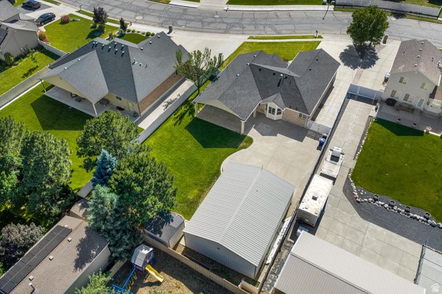 7830 S CEDAR LOOP DR, South Weber, UT 84405