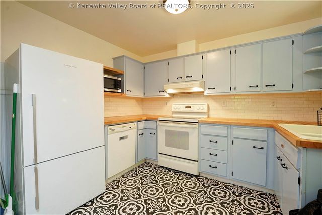 1207 Olson Road, Charleston, WV 25314