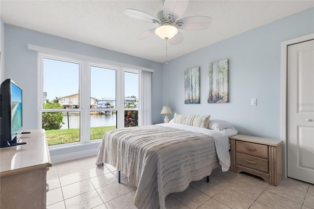 1 WINDRUSH BOULEVARD 63, Indian Rocks Beach, FL 33785