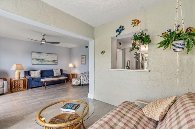 1 WINDRUSH BOULEVARD 63, Indian Rocks Beach, FL 33785