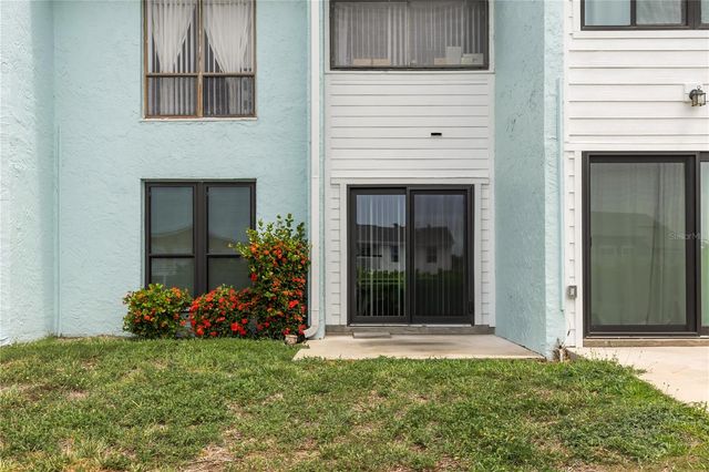 1 WINDRUSH BOULEVARD 63, Indian Rocks Beach, FL 33785