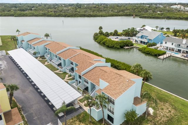 1 WINDRUSH BOULEVARD 63, Indian Rocks Beach, FL 33785