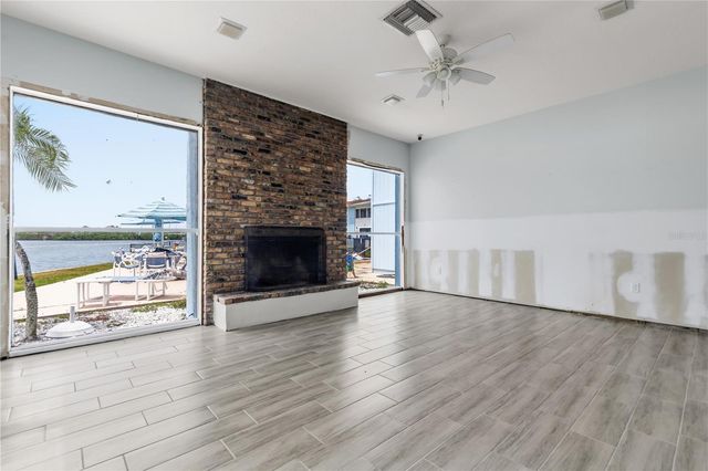 1 WINDRUSH BOULEVARD 63, Indian Rocks Beach, FL 33785