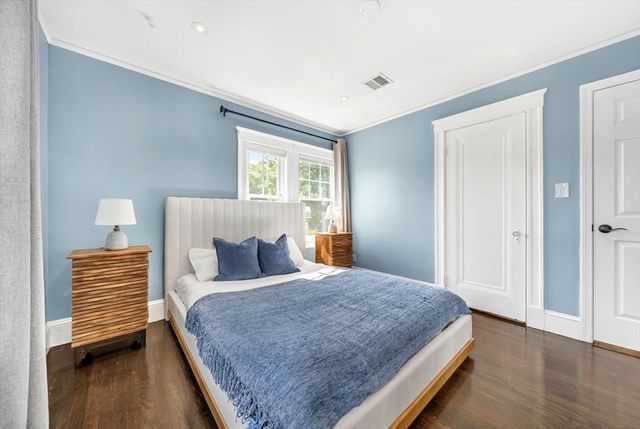 15 Noble St 15, Newton, MA 02465