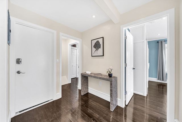 15 Noble St 15, Newton, MA 02465