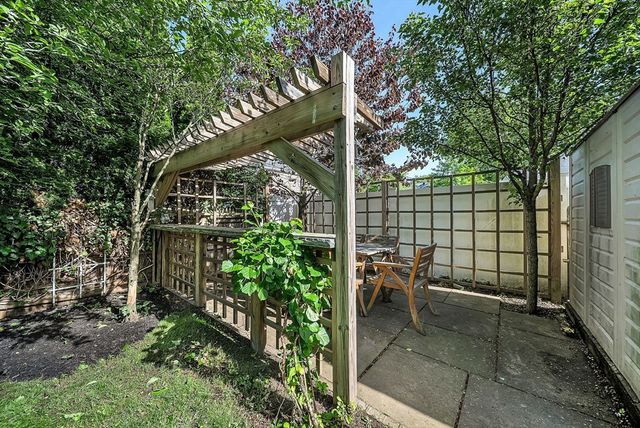 15 Noble St 15, Newton, MA 02465