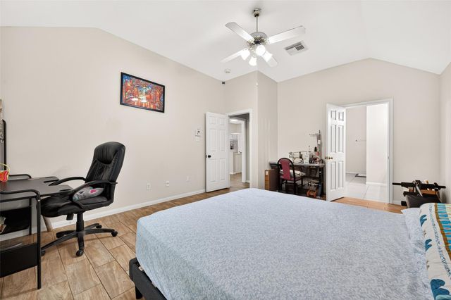 3114 Gatesbury North Drive, Houston, TX 77082