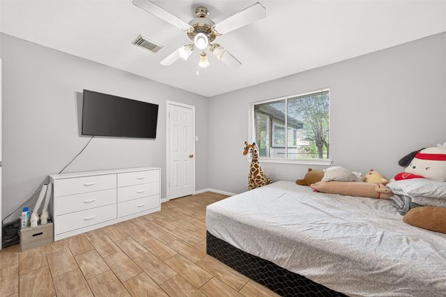 3114 Gatesbury North Drive, Houston, TX 77082