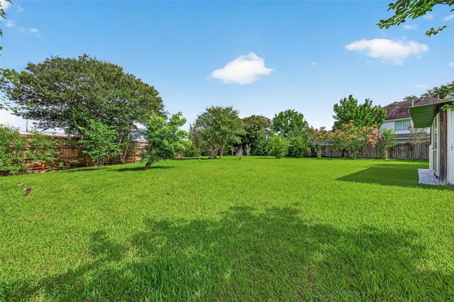 3114 Gatesbury North Drive, Houston, TX 77082