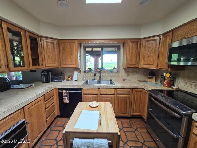 57 Circulo Primeria Alta, Tubac, AZ 85646