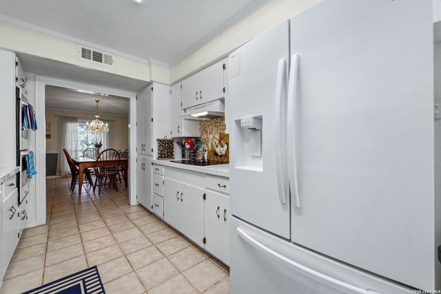 2212 FM 466, Seguin, TX 78155