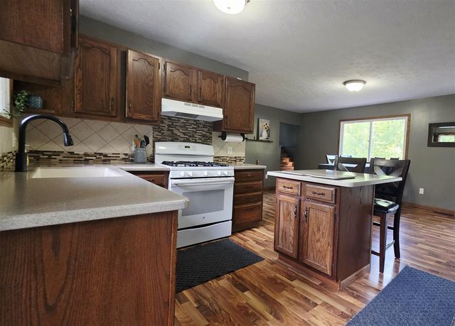 2790 W Wing Road, Mount Pleasant, MI 48858