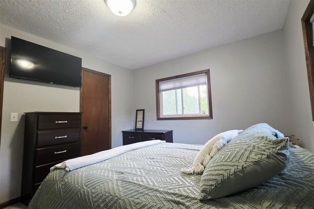 2790 W Wing Road, Mount Pleasant, MI 48858
