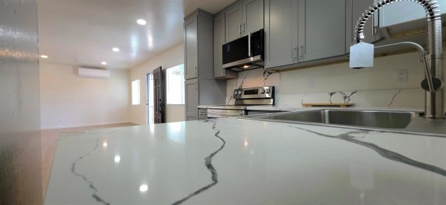 8836 Valencia St, Spring Valley, CA 91977