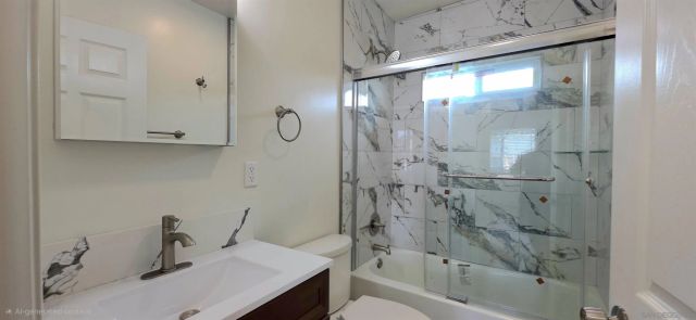 8836 Valencia St, Spring Valley, CA 91977