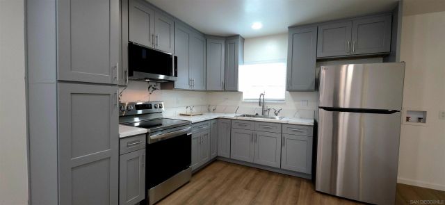 8836 Valencia St, Spring Valley, CA 91977