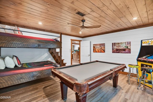 825829 Willow Brook Way, Gatlinburg, TN 37738