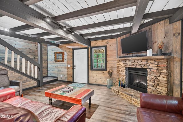 825829 Willow Brook Way, Gatlinburg, TN 37738