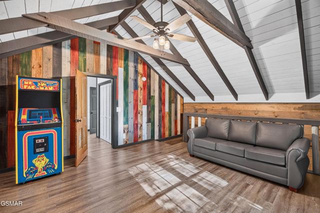 825829 Willow Brook Way, Gatlinburg, TN 37738