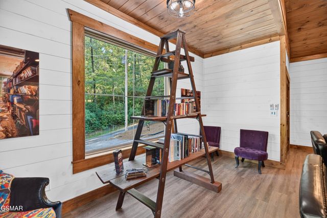 825829 Willow Brook Way, Gatlinburg, TN 37738