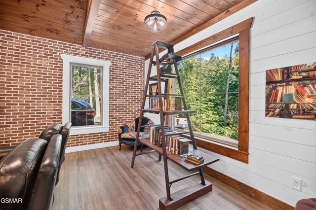 825829 Willow Brook Way, Gatlinburg, TN 37738