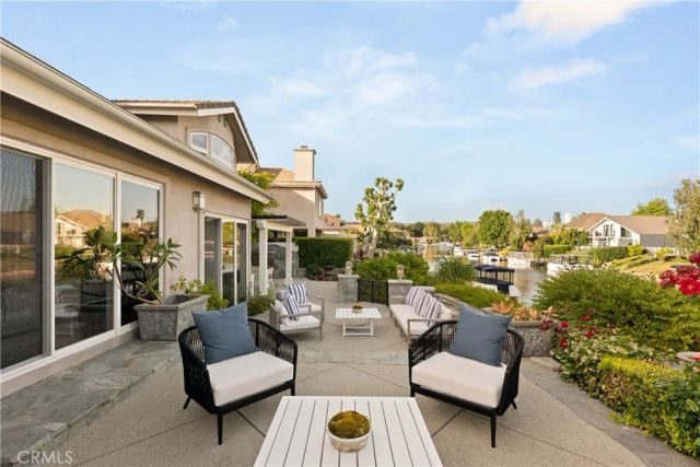 2567 Oakshore Drive, Westlake Village, CA 91361