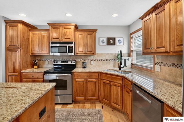 19105 Ohio Street, Omaha, NE 68022