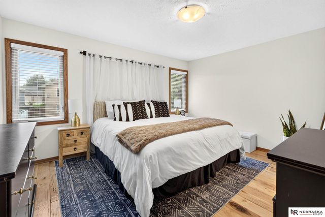 19105 Ohio Street, Omaha, NE 68022