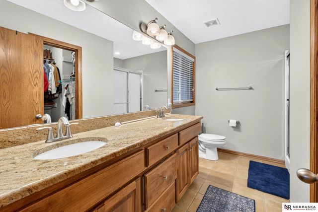 19105 Ohio Street, Omaha, NE 68022