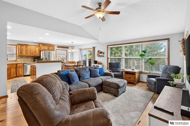 19105 Ohio Street, Omaha, NE 68022